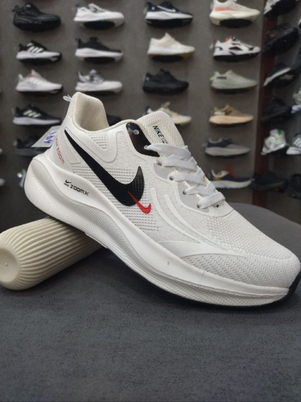 کفش نایک زوم ایکس (Nike ZoomX) هایکپی چینی
